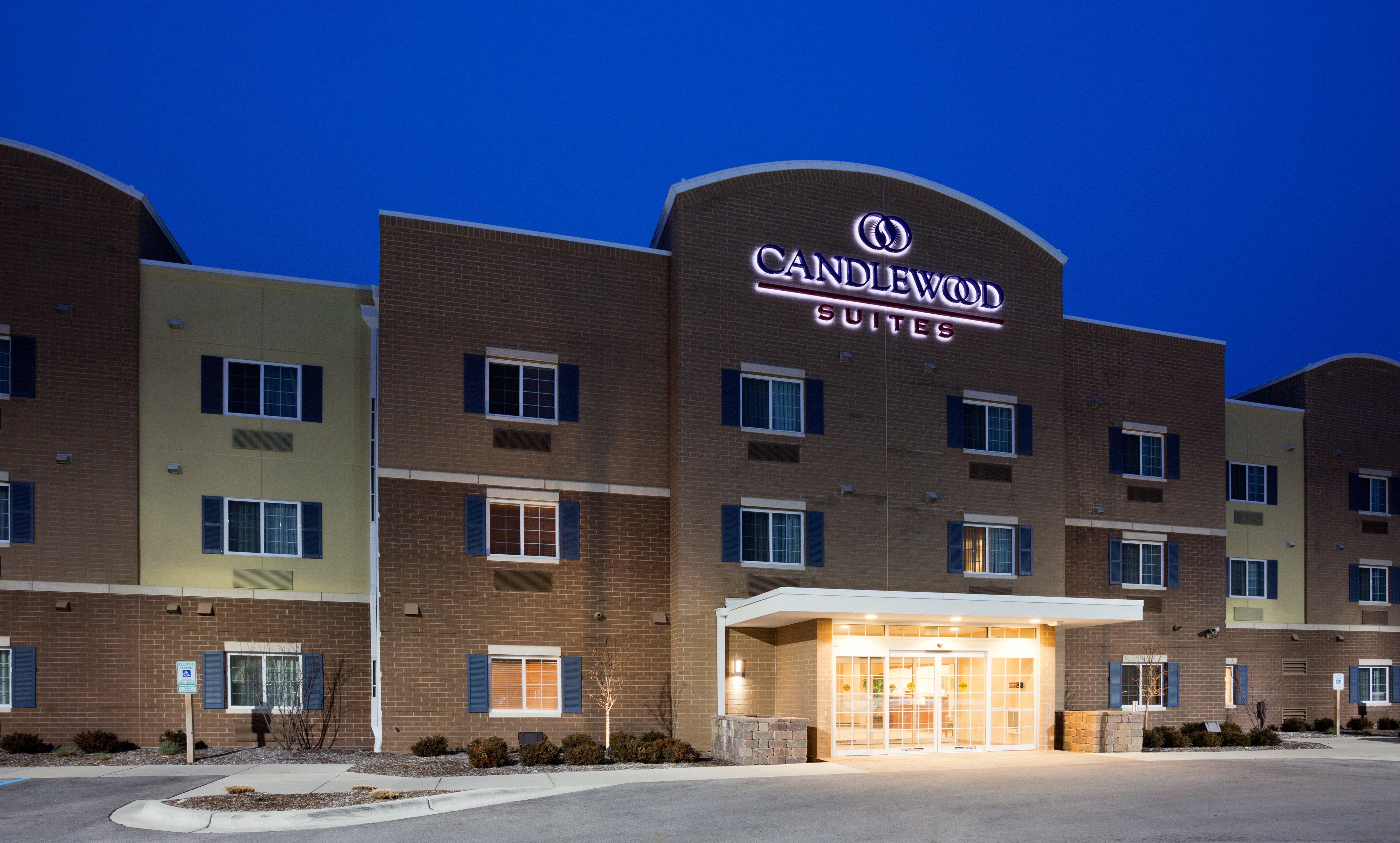 Candlewood Suites Milwaukee Airport - Oak Creek, An Ihg Hotel Greendale Buitenkant foto